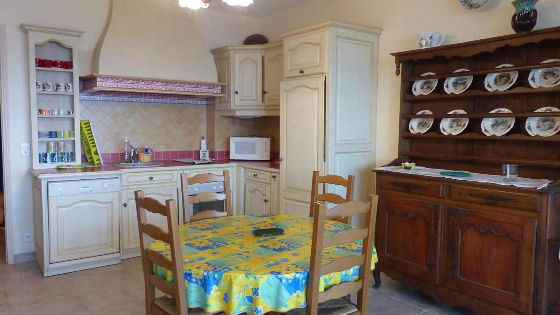 아파트 Appartement 2 Pieces Avec Terrasse Et Vue Mer Au Lavandou - Fr-1-308-57 봄레미모사 프랑스